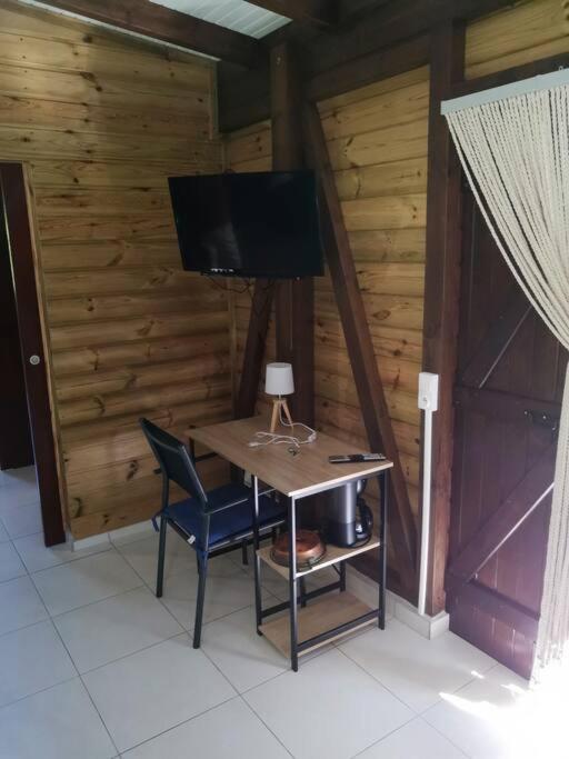 Blue Marlin Bungalow Neuf 4 Personnes Bouillante Luaran gambar